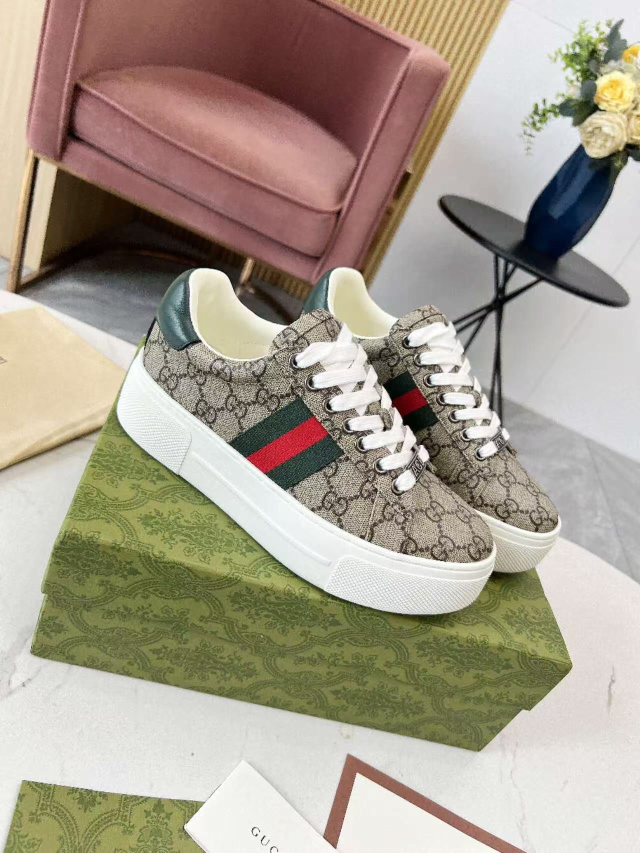Spring and Autumn casual thick soled popular new shoes Trainer Sneaker 090308