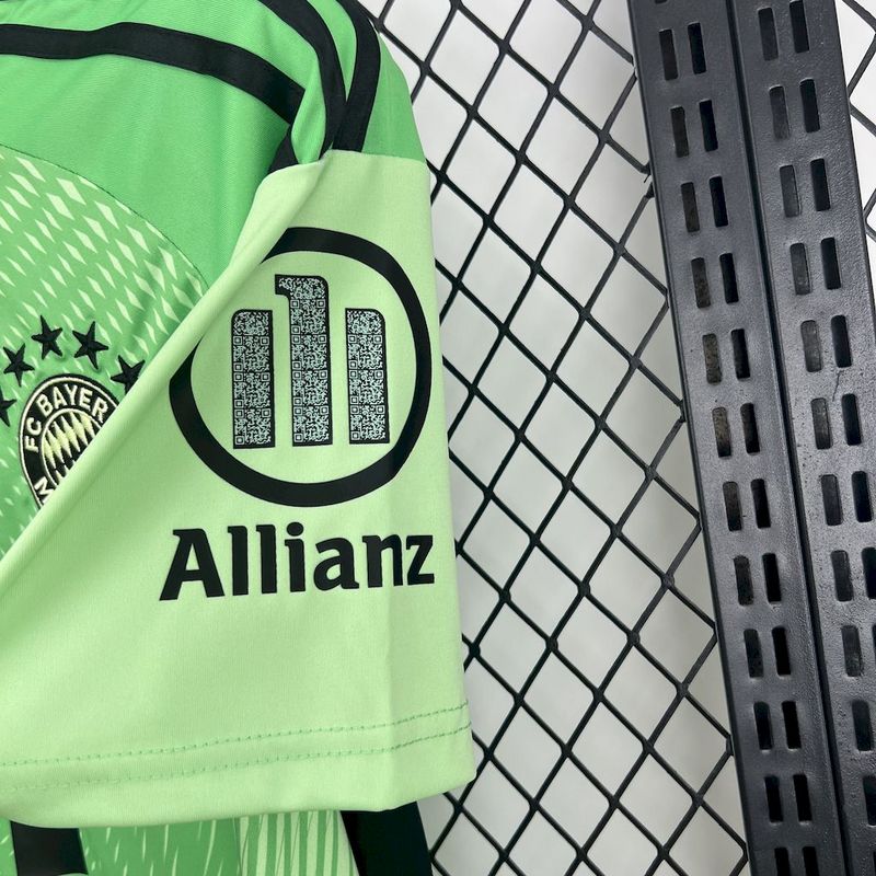 Bayern Munich Jersey 2025/26 - Goalkeeper
