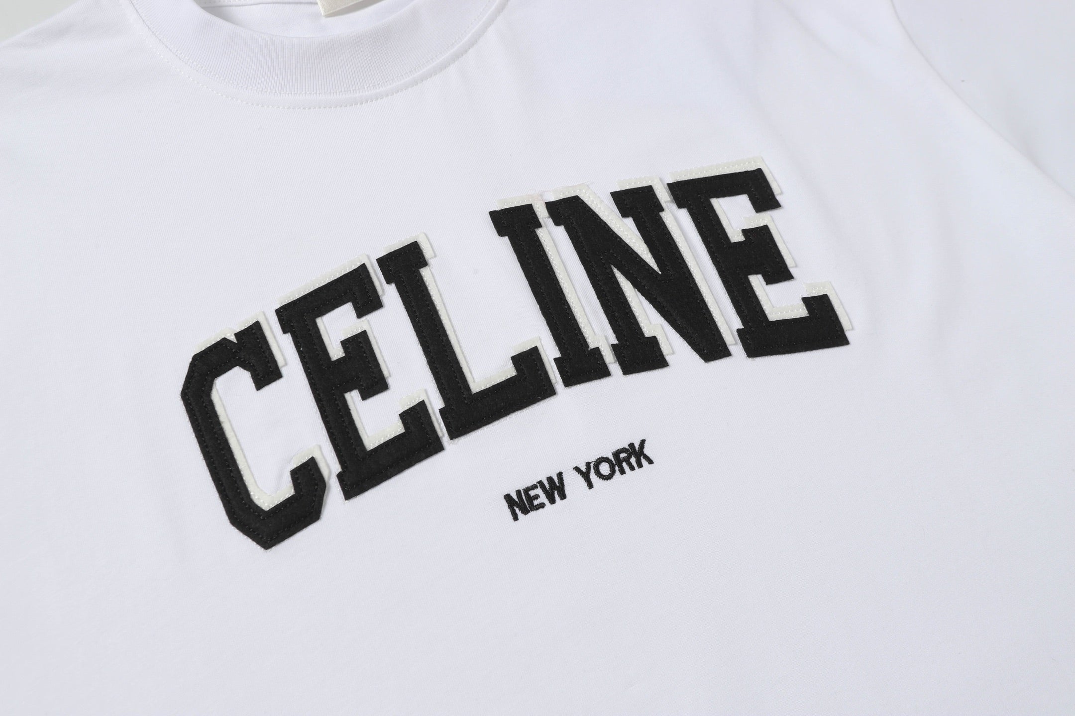 White fashion T-shirt 622