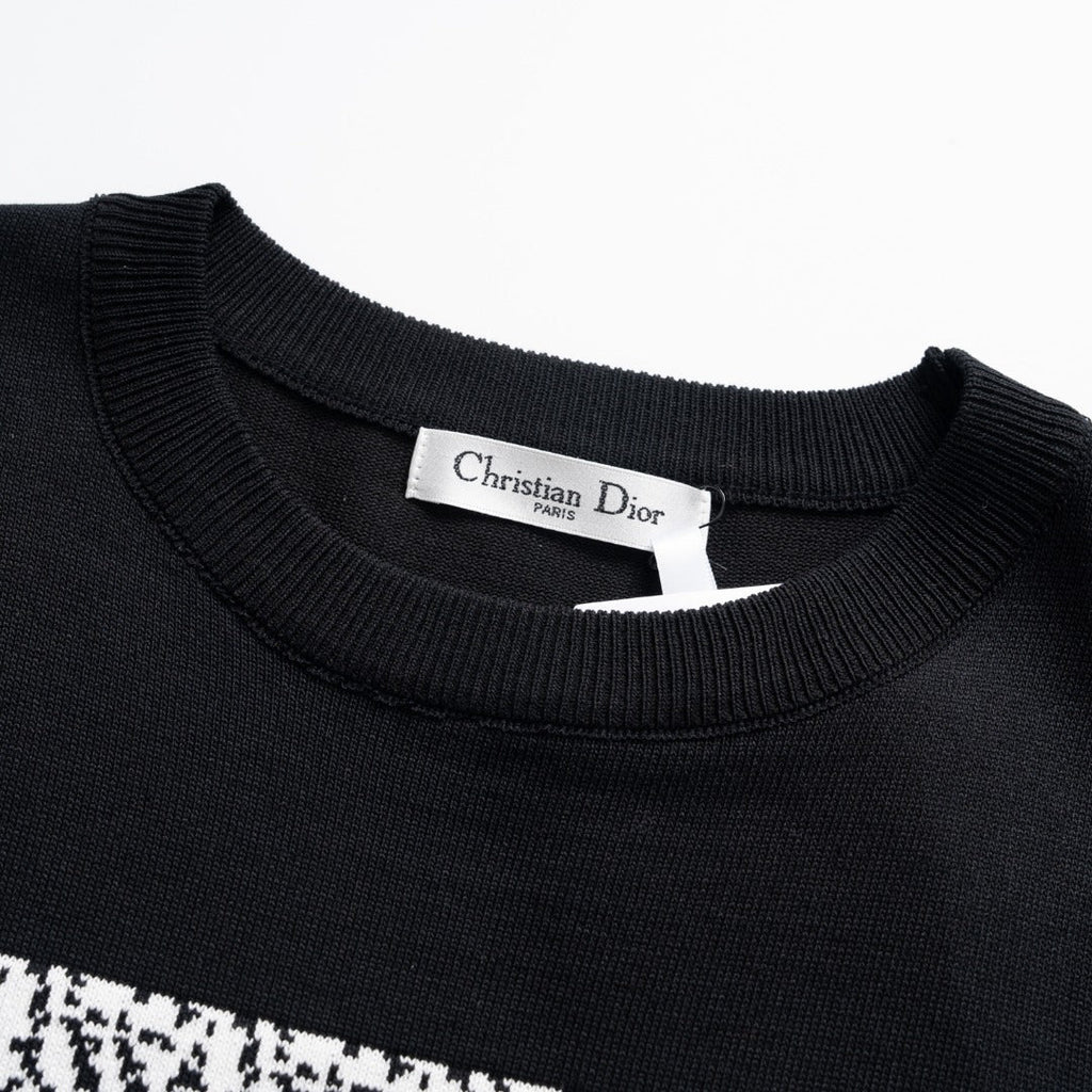 Vintage knitted Black T-shirt